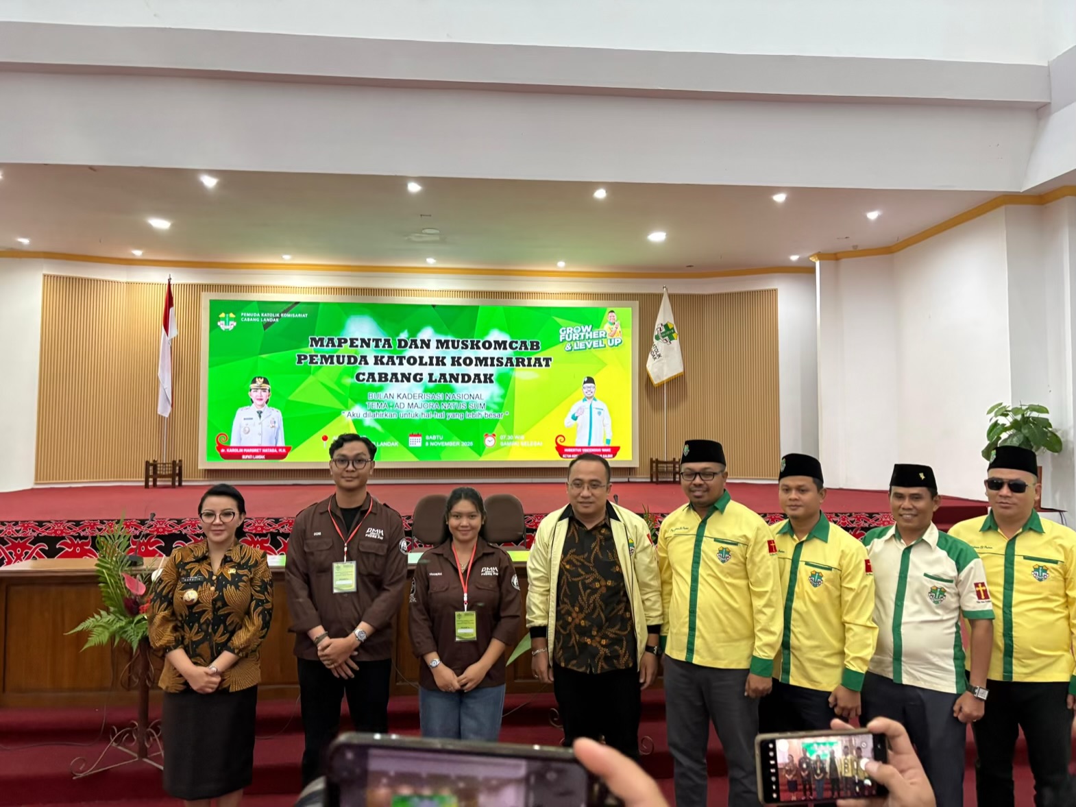 Muskomcab Pemuda Katolik Landak, Bupati Karolin Harapkan Lahir Insan Baru dengan Program Realistis dan Komitmen Kuat