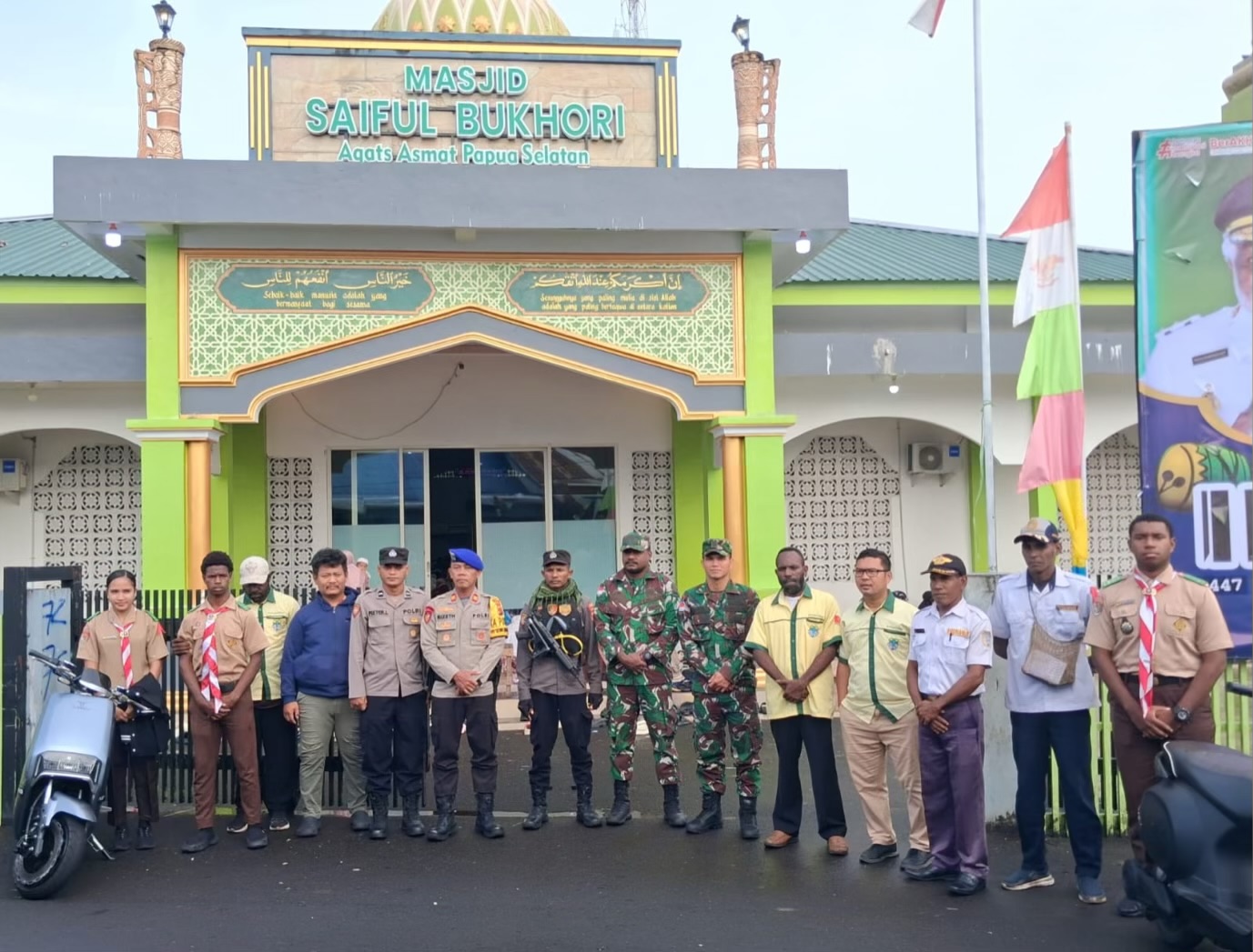 Merawat Kebaikan Bersama, Pemuda Katolik Asmat Bantu Pengamanan Malam Penyambutan Fajar Idul Fitri 1447 H