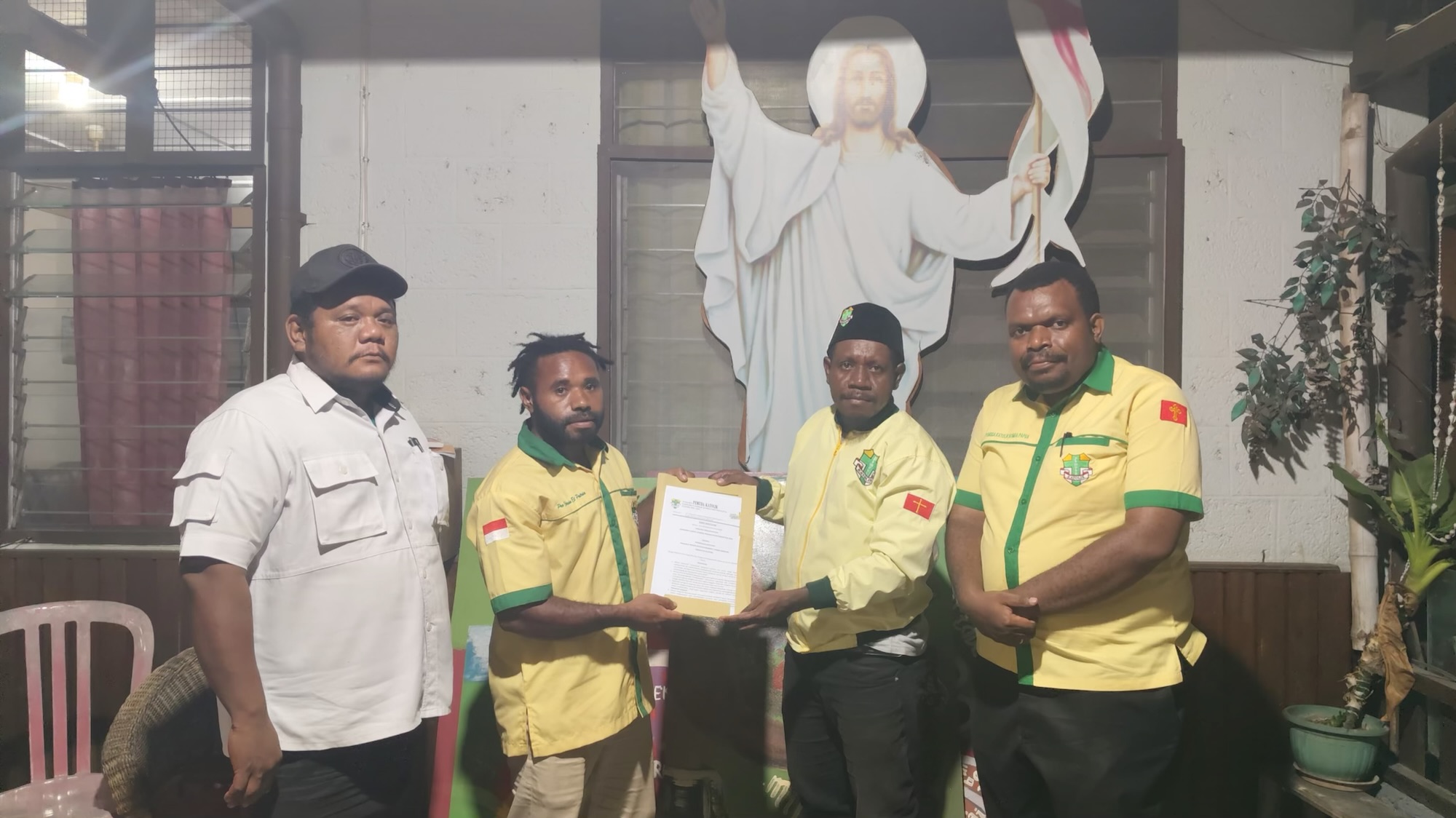 Pengurus Pemuda Katolik Papua Berikan SK Karateker ke 3 Kabupaten, Yewen: Segera Siapkan Mapenta dan Muskomcab